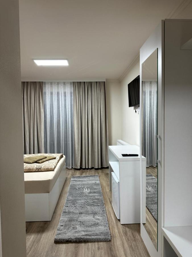 Conacul Pestera Ursilor Chiscau Exterior photo